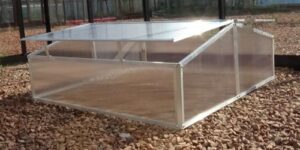 CHASSIS DE JARDIN – Topaze – En polycarbonate et aluminium – 107 x 107 x 29/41 cm