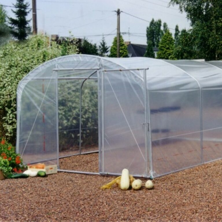 Serre tunnel de jardin en bâche horticole